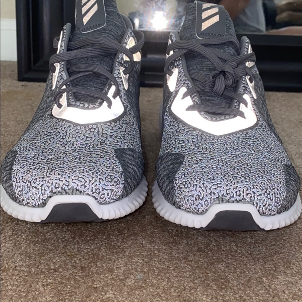 ADIDAS Men’s Shoes Alphabounce size 11 - Picture 2 of 8